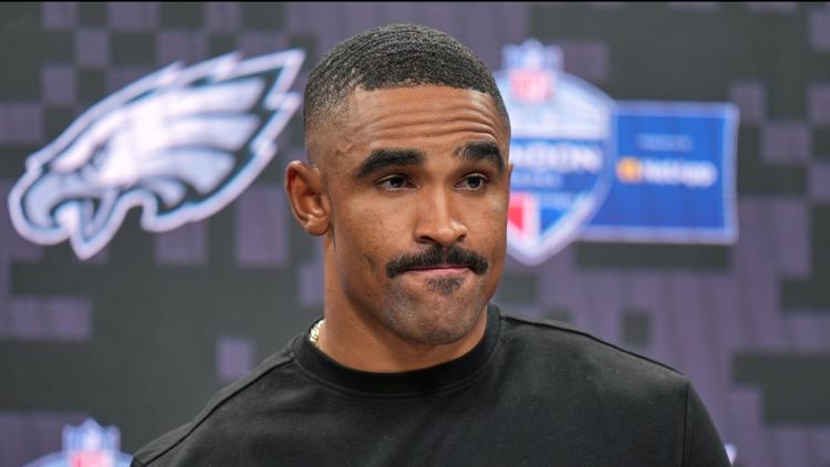 Eagles QB Jalen Hurts sidelined indefinitely with blood clots that could cost him the season — First Coast News Sports JAX, Ponte Vedra Beach Sports news