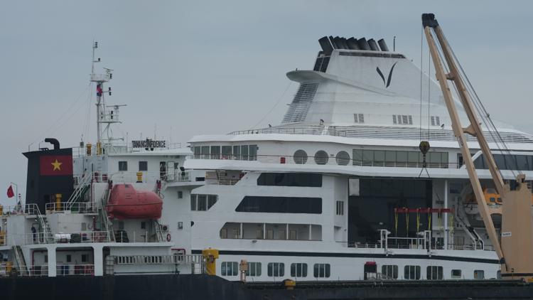 200 cruise passengers on 3-year world voyage stranded after US company ends trip over fuel costs — Ponte Vedra Beach Business news