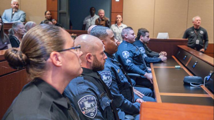 Temple Police Department promotes 6 officers, swears in 2 new officers — KCEN (Central Texas), Ponte Vedra Beach Schools news
