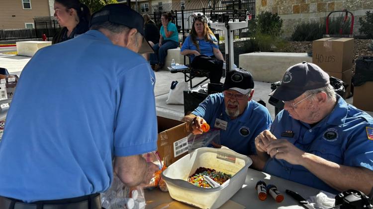 Kerrville collects 306 pounds of prescription drugs for safe destruction at take-back event — KENS 5 (San Antonio)