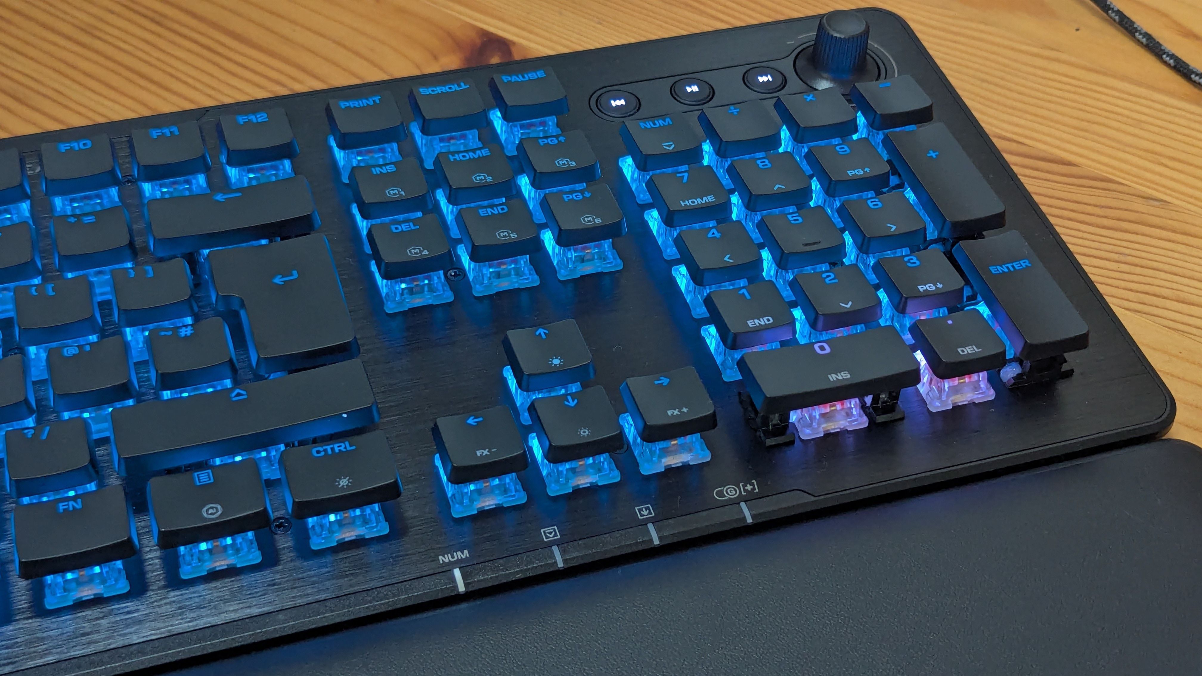 Turtle Beach Vulcan II XP Review: Clicky Compromise — Wired, Ponte Vedra Beach Technology news